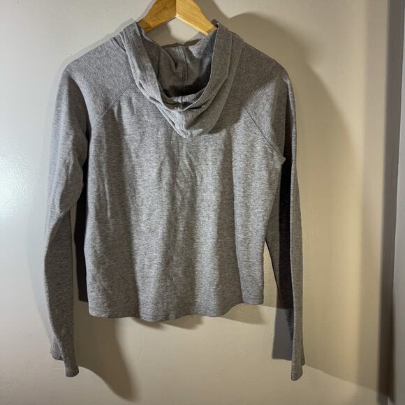 Vintage-Look Cherry Embroidered Hoodie Heather Gray Cropped Y2K Coquette - Picture 3 of 4